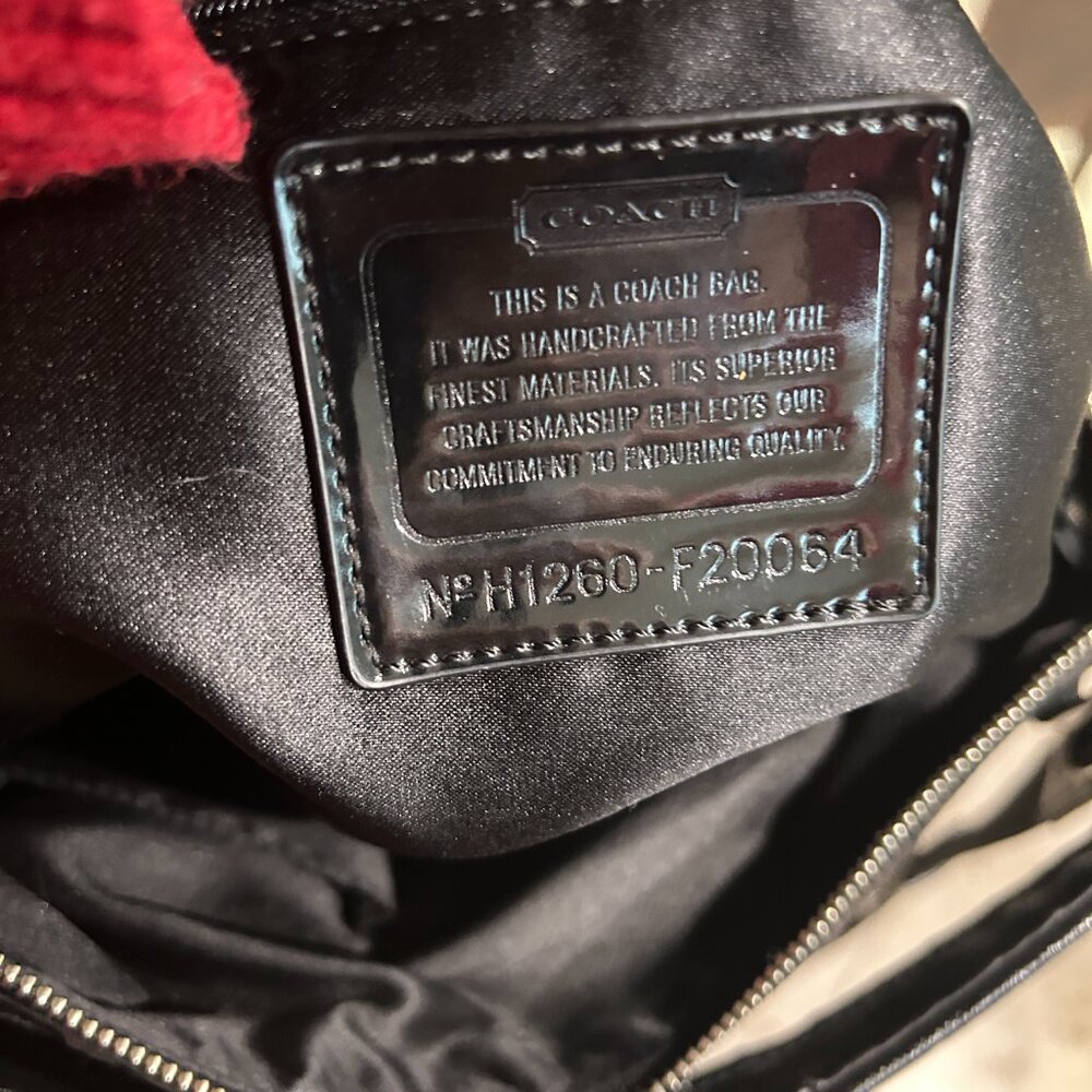 Coach Poppy Signature Convertible Hobo Bag Black Patent Trim Silver Hardware - Picture 8 of 10